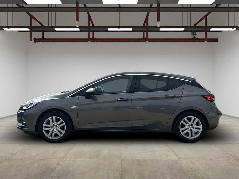 Usata Opel Astra Dynamic 150 CV (110 kW) 2017 Grigio Berlina