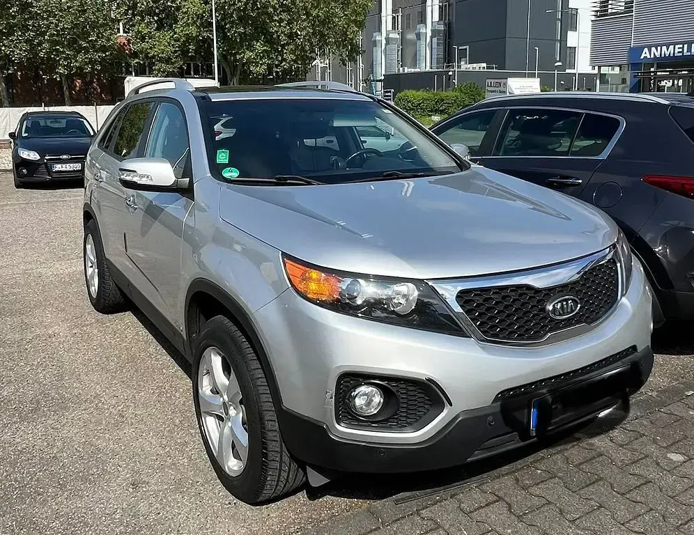 Używany Kia Sorento Vision 197 KM (144 kW) 2009 Srebrny SUV