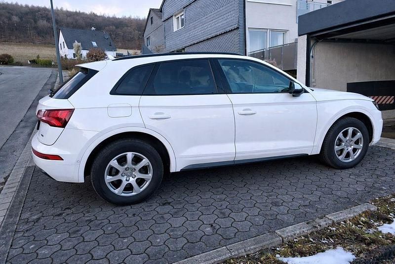 Gebraucht Audi Q5 Sport 190 PS (139 kW) 2019 Weiß SUV