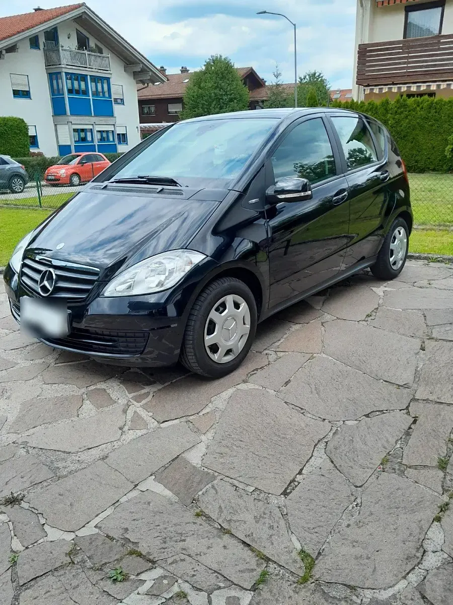 Gebraucht Mercedes A150 95 PS (69 kW) 2009 Schwarz Kleinwagen
