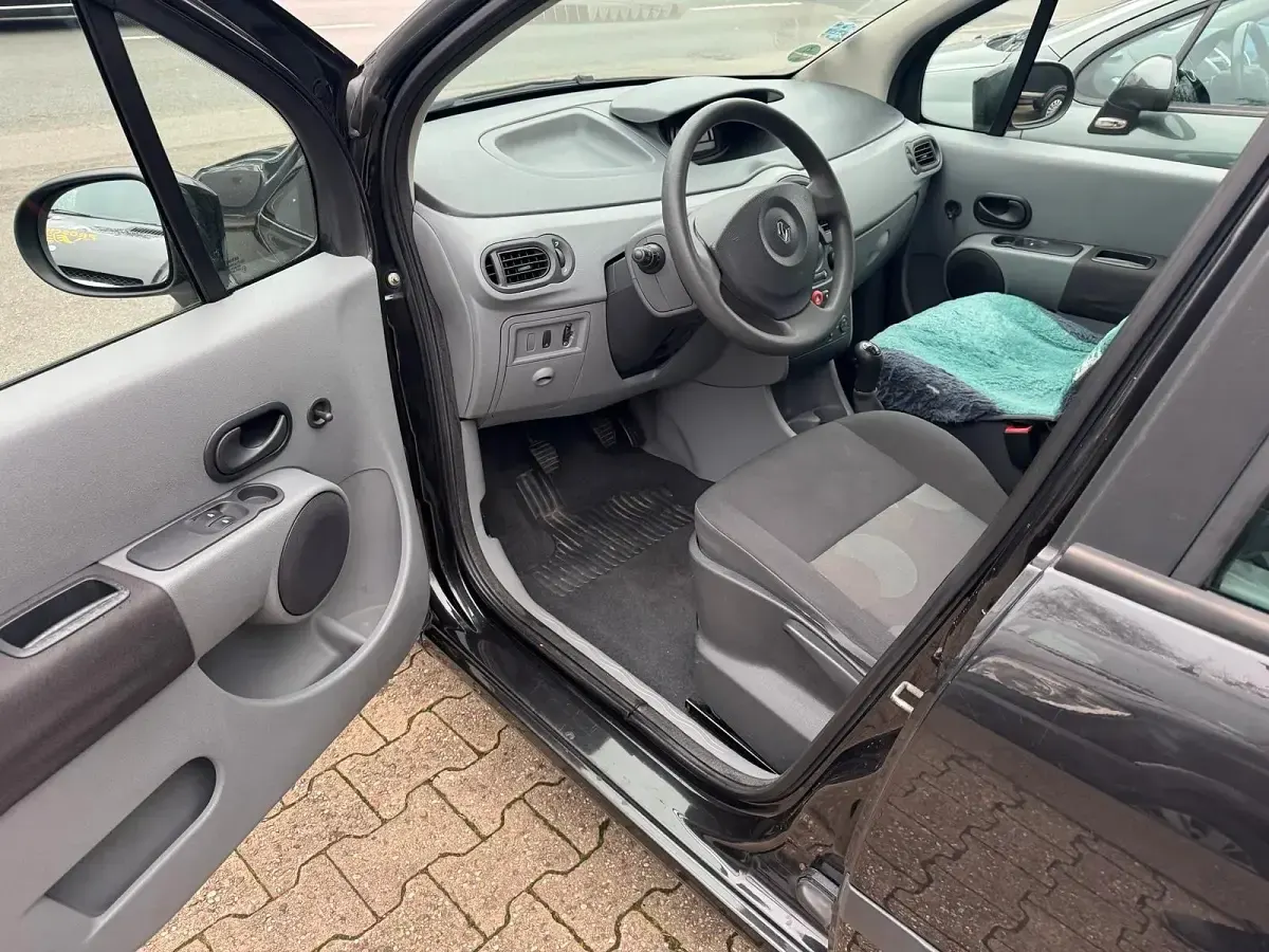 Gebraucht Renault Modus 75 PS (55 kW) 2008 Schwarz Van / Kleinbus