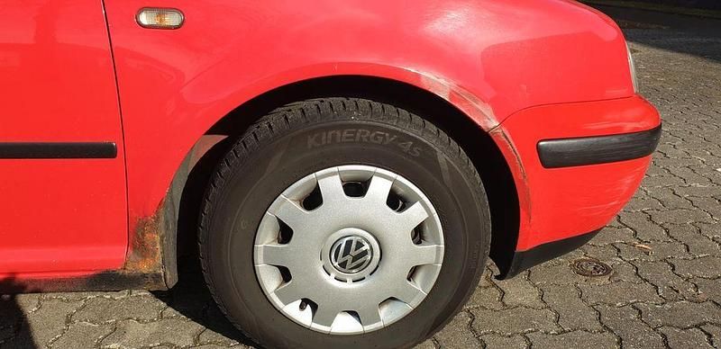 Gebraucht VW Golf III Basis 75 PS (55 kW) 1999 Rot Limousine