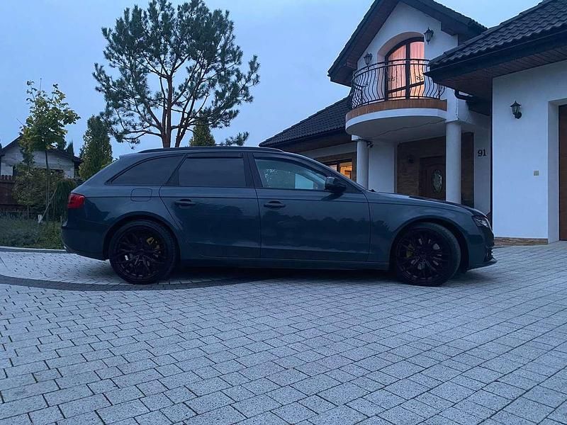 Gebraucht Audi A4 190 PS (139 kW) 2009 Grau Kombi