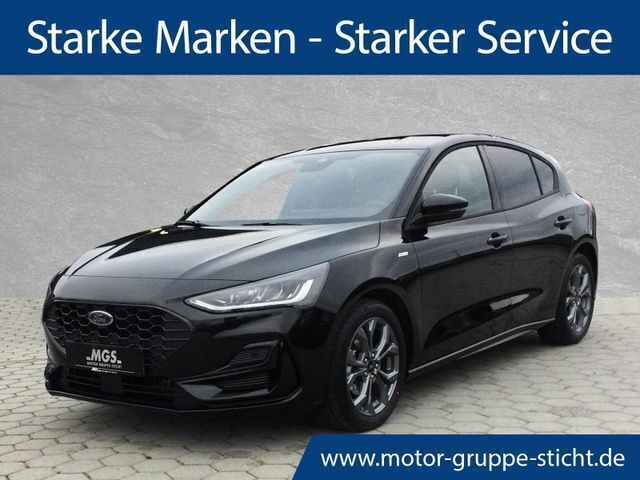 Agate black metallic Gebraucht 2024 Ford Focus ST-Line Kleinwagen | 26.990 € (Superpreis) - Bild 1/4