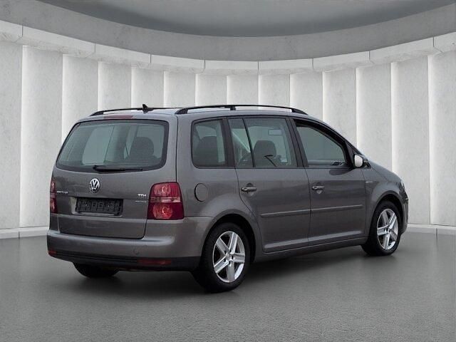Gebraucht VW Touran Trendline 105 PS (77 kW) 2010 Grau Van / Kleinbus