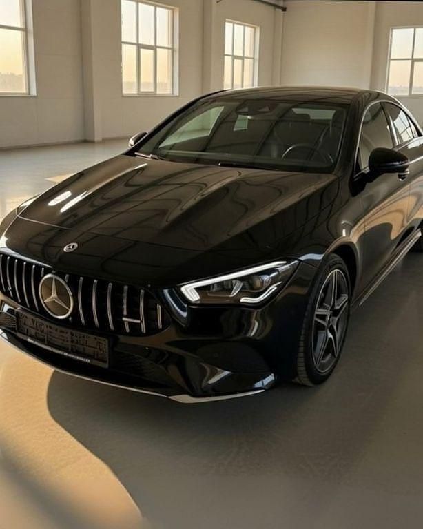 Gebraucht Mercedes CLA220 AMG line 177 PS (130 kW) 2019 Schwarz Limousine