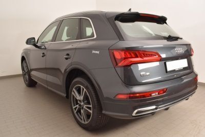 Gebraucht Audi Q5 Design 163 PS (119 kW) 2019 Grau metallic SUV