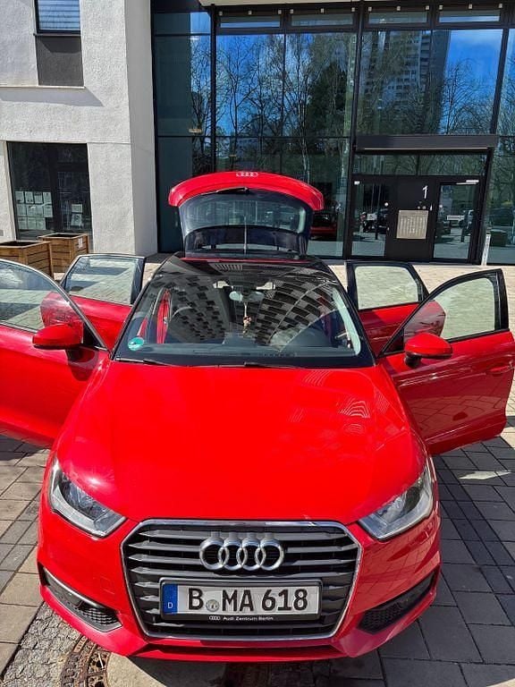 Gebraucht Audi A1 Sportback 95 PS (69 kW) 2015 Rot Kleinwagen