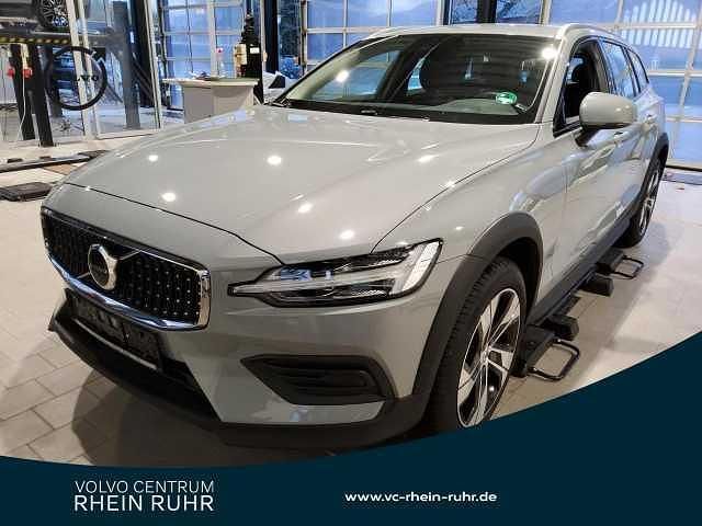 Gebraucht 2023 Volvo V60 CC Kombi | 36.850 € (Guter Preis) - Bild 1/2