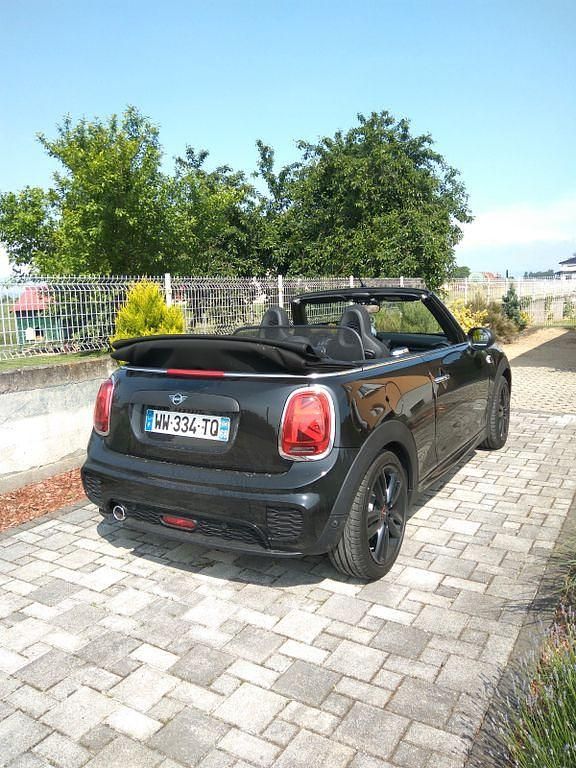 Schwarz Gebraucht 2018 Mini One Cabriolet Cabrio | 14.990 € (Fairer Preis) - Bild 1/4