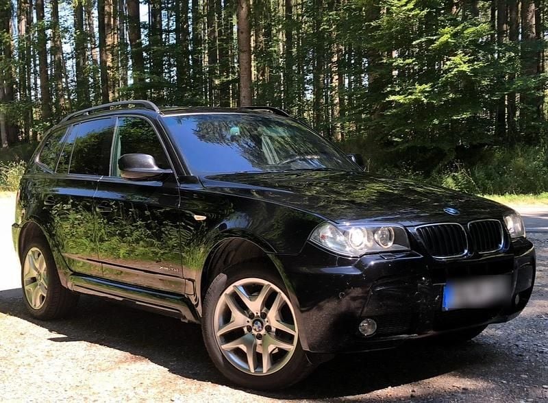 Schwarz Gebraucht 2010 BMW X3 Exclusive SUV | 6.299 € (Guter Preis) - Bild 1/4