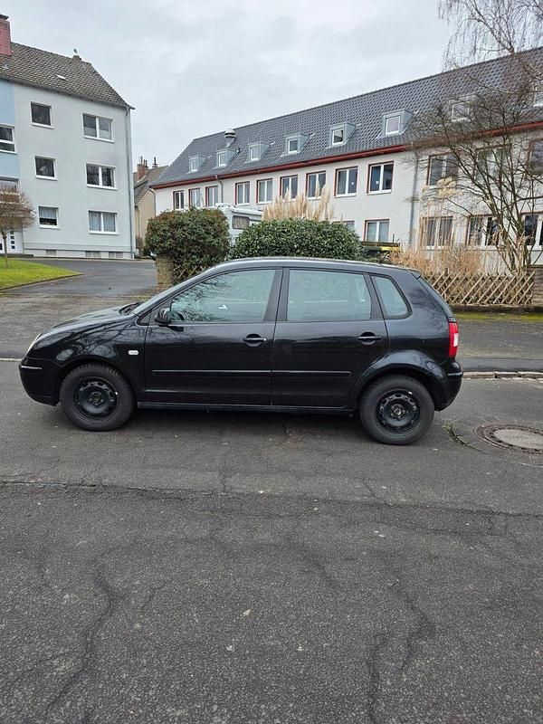 Gebraucht VW Polo Trendline 75 PS (55 kW) 2005 Schwarz Kleinwagen