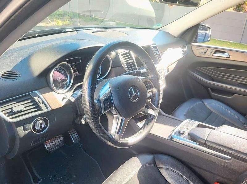Gebraucht Mercedes ML350 306 PS (225 kW) 2013 Grau SUV