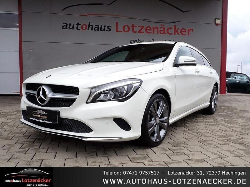 Weiß Gebraucht 2017 Mercedes CLA180 Shooting Brake Kombi | 17.990 € (Fairer Preis) - Bild 1/4