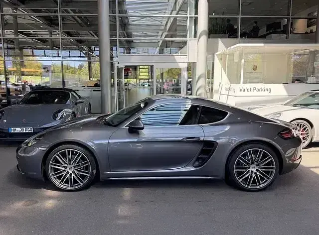 Gebraucht Porsche 718 Cayman 299 PS (219 kW) 2019 Achatgrau Coupé