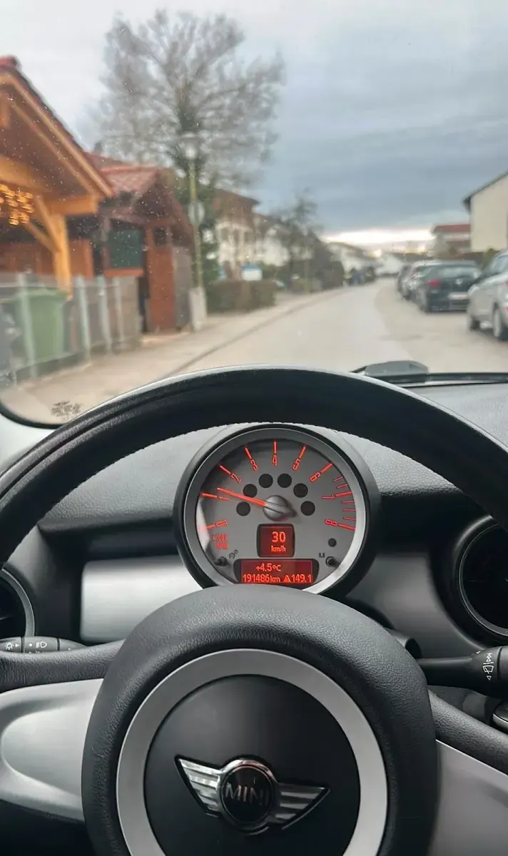 Used Mini Cooper 116 HP (85 kW) 2007 Andere farben Hatchback