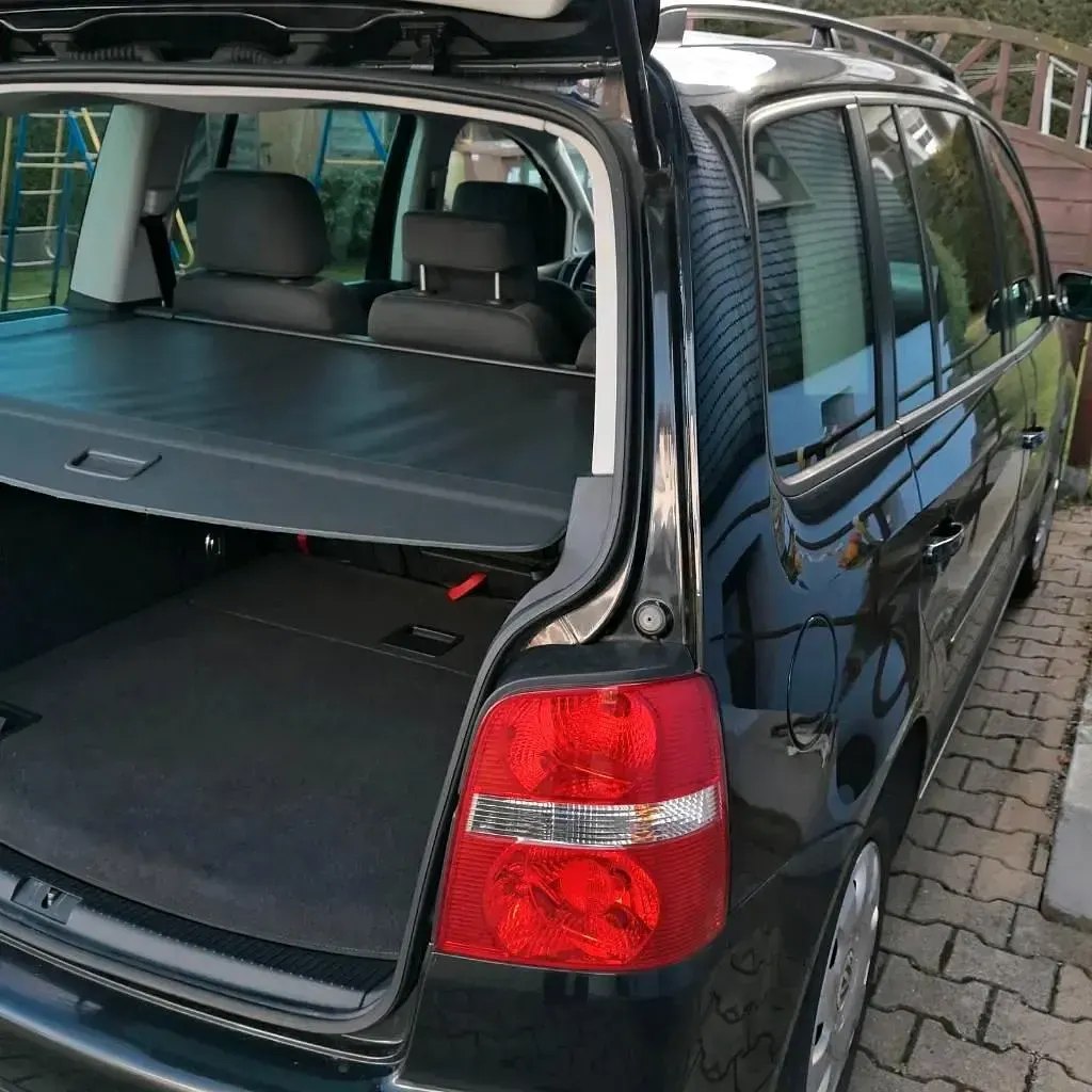 Gebraucht VW Touran 140 PS (102 kW) 2004 Schwarz Van / Kleinbus