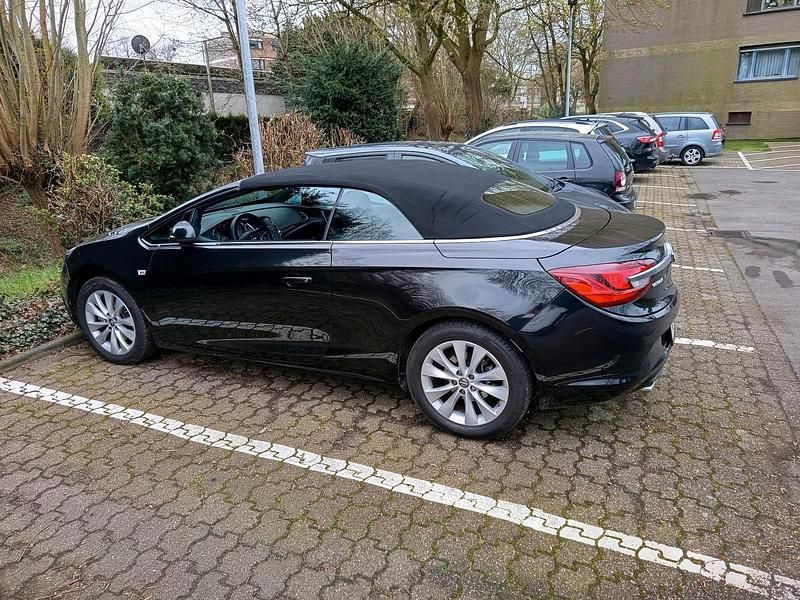Gebraucht Opel Cascada Eco 140 PS (102 kW) 2014 Schwarz Cabrio