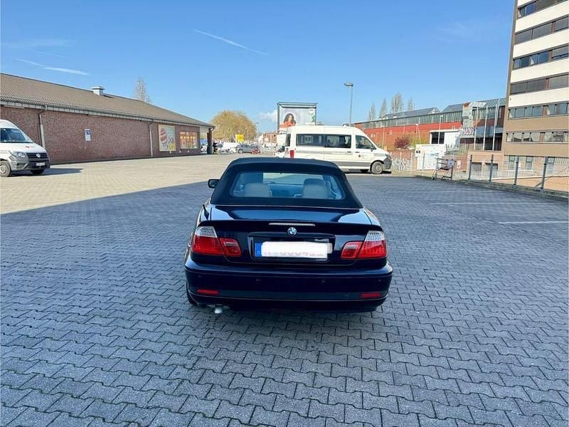 Gebraucht BMW 320 Cabriolet Performance 150 PS (110 kW) 2006 Blau Cabrio