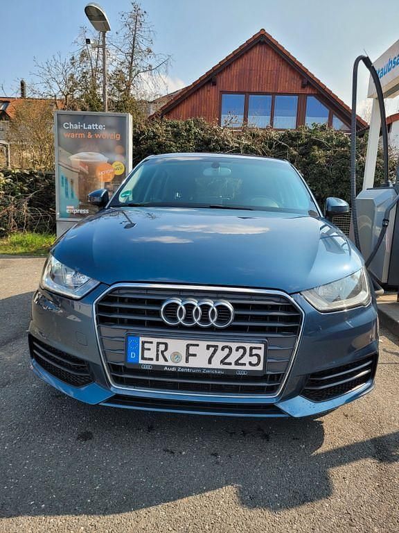 Gebraucht Audi A1 Sportback Design 125 PS (91 kW) 2015 Blau Kleinwagen
