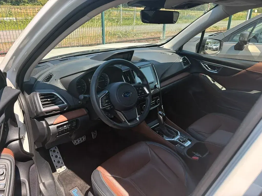 Gebraucht Subaru Forester 150 PS (110 kW) 2022 Weiß SUV