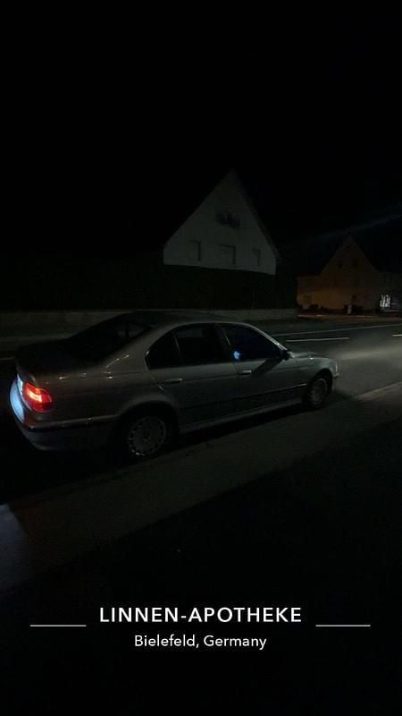 Gebraucht BMW 520 150 PS (110 kW) 1998 Silber Limousine