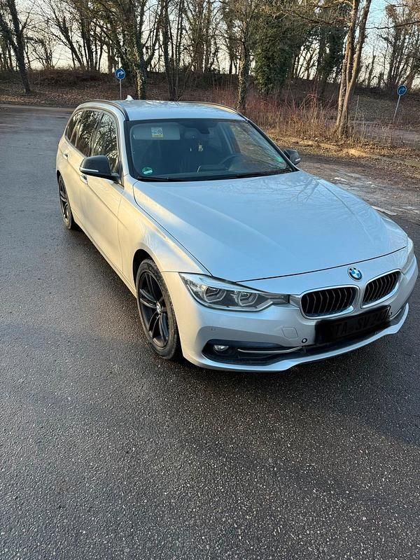 Gebraucht BMW 320 190 PS (139 kW) 2017 Silber Kombi