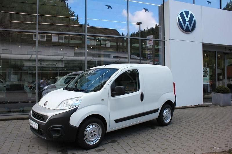 Weiß Gebraucht 2020 Fiat Fiorino S Van / Kleinbus | 9.790 € (Superpreis) - Bild 1/4
