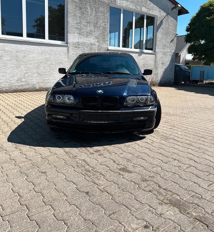 Andere farben Gebraucht 1999 BMW 320 Limousine | 2.600 € (Fairer Preis) - Bild 1/4