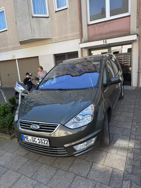 Gebraucht Ford Galaxy Titanium 203 PS (149 kW) 2011 Van / Kleinbus