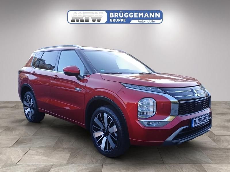 Rot Neu 2025 Mitsubishi Outlander P-HEV Intro Edition SUV | 50.570 € (Fairer Preis) - Bild 1/4