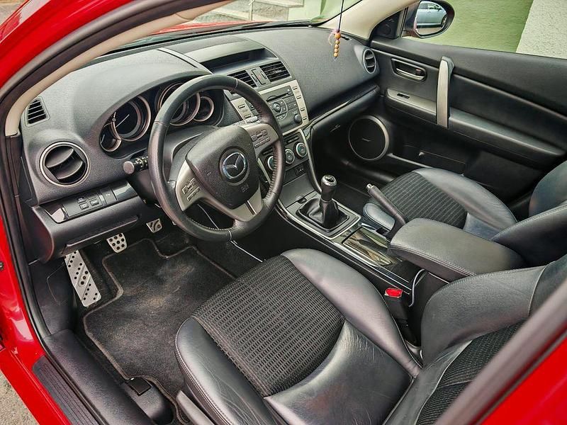 Gebraucht Mazda 6 Dynamic 147 PS (108 kW) 2009 Velocity red Kombi