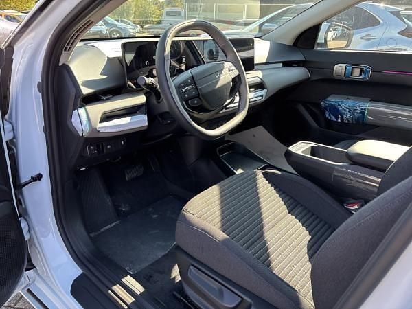 Neu Kia EV4 Air 150 kW (204 PS) 2025 Weiß (carraraweiß) Kleinwagen
