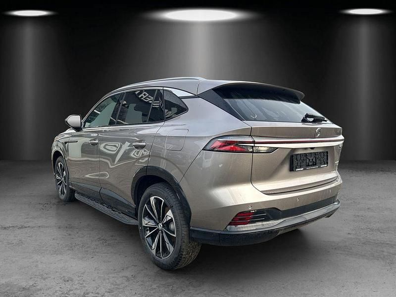 Neu MG HS Luxury 224 PS (164 kW) 2026 Sterling silver SUV