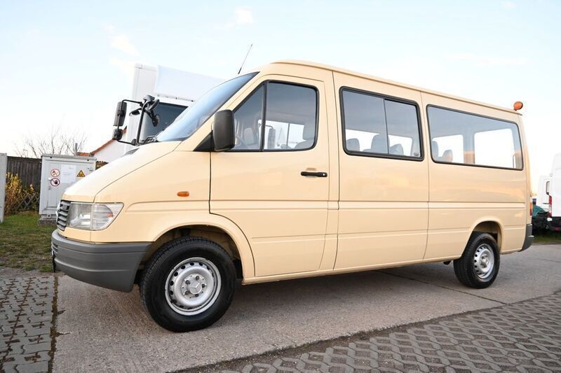 Beige Gebraucht 1998 Mercedes Sprinter Van | 14.900 € (Fairer Preis) - Bild 1/4
