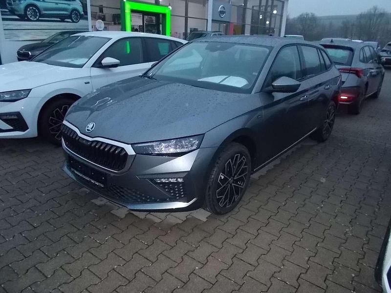 Graphitegrau metallic Neu 2025 Skoda Scala Drive Kleinwagen | 27.990 € (Fairer Preis) - Bild 1/4