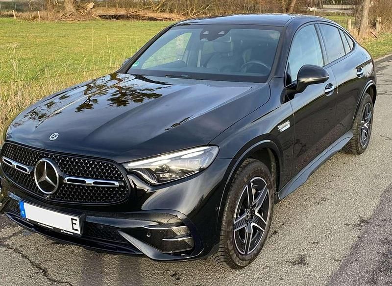 Gebraucht Mercedes GLC400d AMG line 252 PS (185 kW) 2024 Schwarz Coupé