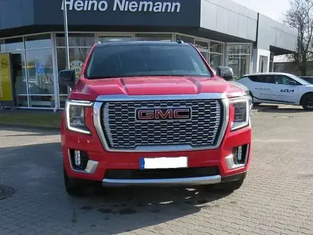 Używany GMC Yukon 426 KM (313 kW) 2021 Czerwony SUV