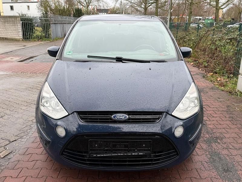 Gebraucht Ford S-MAX Trend 116 PS (85 kW) 2010 Blau Van / Kleinbus