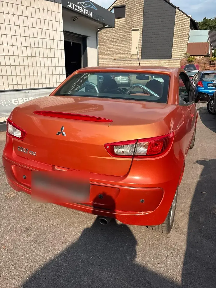 Gebraucht Mitsubishi Colt 109 PS (80 kW) 2007 Gold Cabrio