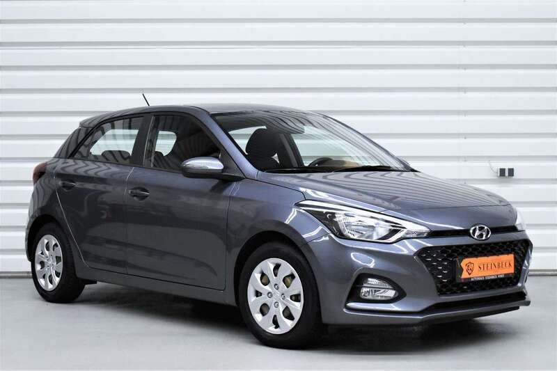 Grau Gebraucht 2019 Hyundai i20 Advantage Kleinwagen | 15.690 € (Fairer Preis) - Bild 1/4