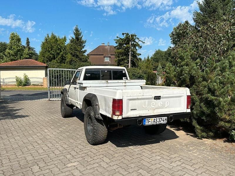 Gebraucht Jeep Comanche 179 PS (131 kW) 1989 Beige Pickup