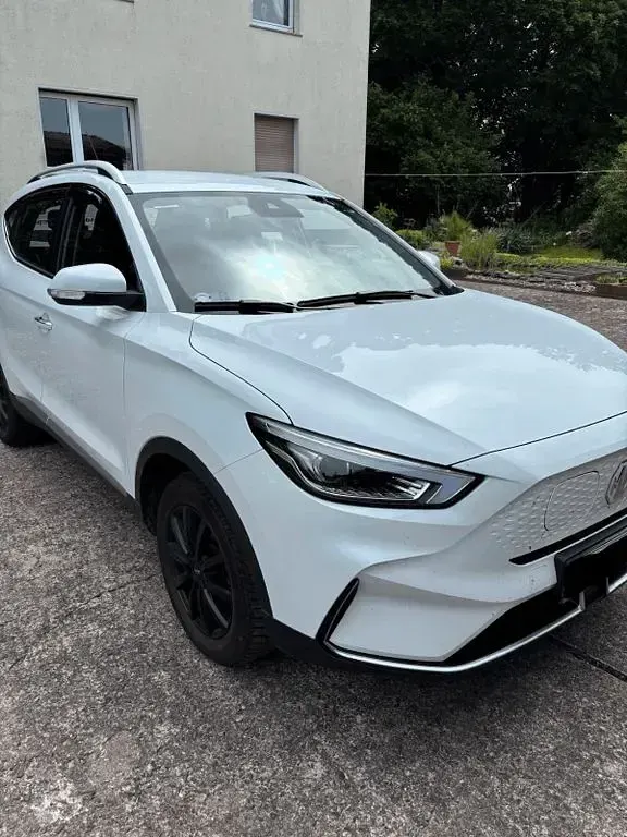 Gebraucht MG ZS 75 kW (102 PS) 2022 Weiß SUV