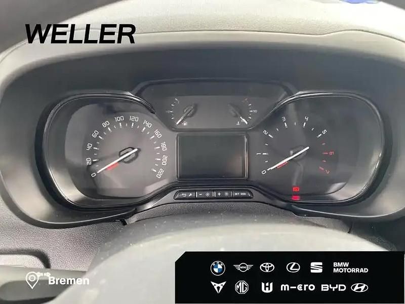 Icy white (weiss) Neu 2026 Toyota Proace City City Van / Kleinbus | 28.900 € - Bild 1/3