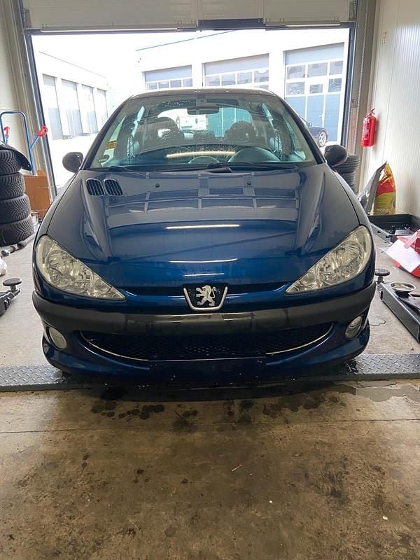 Blau Gebraucht 2007 Peugeot 206 Kleinwagen | 600 € (Superpreis) - Bild 1/4