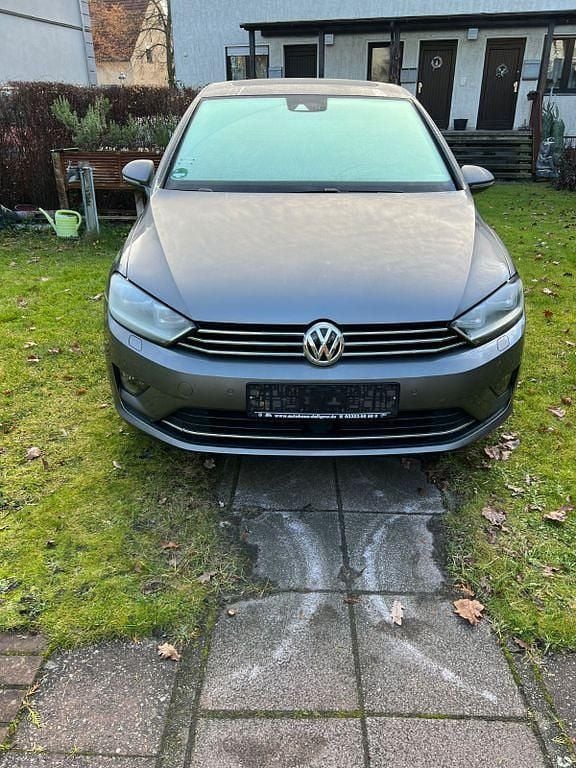 Grau Gebraucht 2015 VW Golf Sportsvan Highline Van / Kleinbus | 14.900 € (Fairer Preis) - Bild 1/4