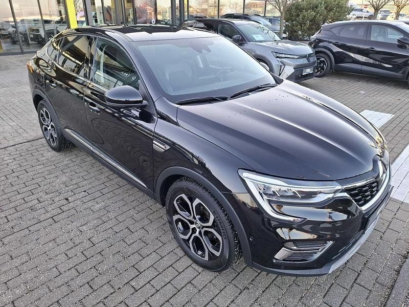 Gebraucht Renault Arkana Techno 140 PS (102 kW) 2022 Schwarz SUV