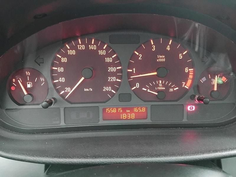 Gebraucht BMW 316 116 PS (85 kW) 2002 Grau Kombi