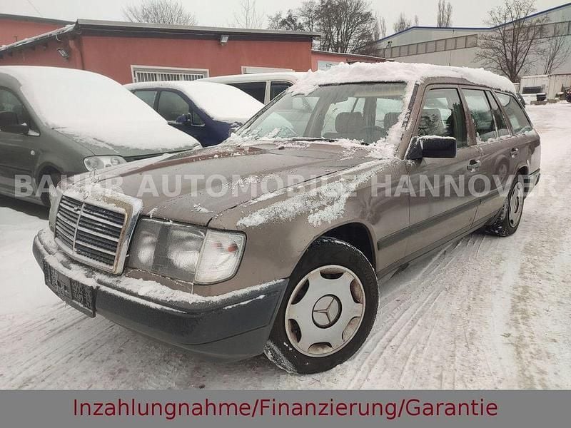 Beige Gebraucht 1988 Mercedes 200 Kombi | 4.499 € - Bild 1/4
