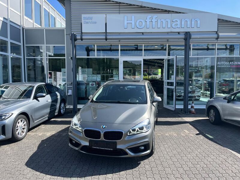 Silber Gebraucht 2016 BMW 218 Active Tourer Advantage Van / Kleinbus | 12.999 € (Fairer Preis) - Bild 1/4